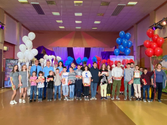 Прокуратура Ленинского района Смоленска организовала для воспитанников детского дома праздничной концерт
