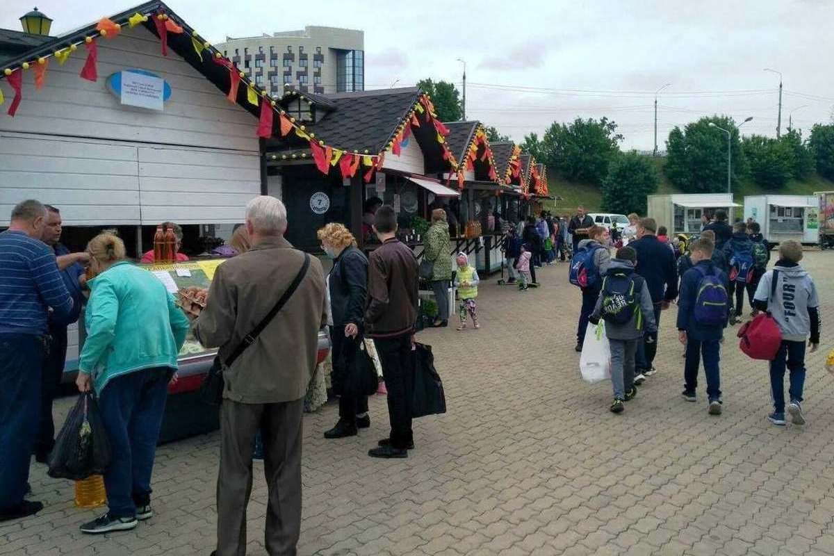 12 месяцев выставка. Где будет проходить ярмарка в белгороде. Ярмарка. Ярмарка 12. Ярмарка 12.