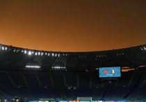 11 июня матчем в Риме стартует главный футбольный турнир года – чемпионат Европы. Примерно все в Евро-2020 выходит за рамки обычного порядка проведения этого чемпионата: взять хотя бы то, что он проходит на год позже назначенного времени. А главное отличие – в том, что он впервые состоится сразу на одиннадцати стадионах в десяти странах. "МК-Спорт" рассказывает об этих аренах.