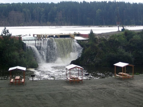 Водопад, карьер, лечебное озеро: ТОП-5 мест для отдыха под Новосибирском