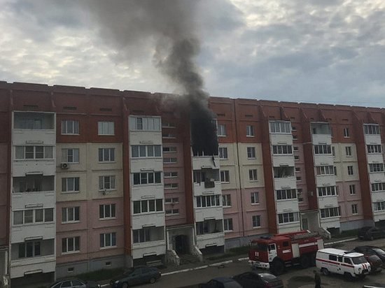 На пожаре в пятиэтажке в Сасове эвакуировали 15 человек