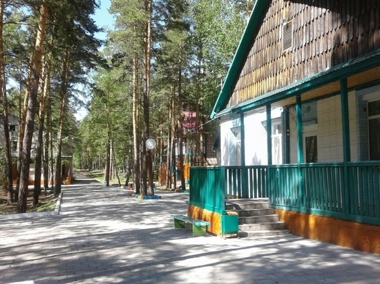 В Иркутской области в трёх детских лагерях у сотрудников выявлен COVID-19