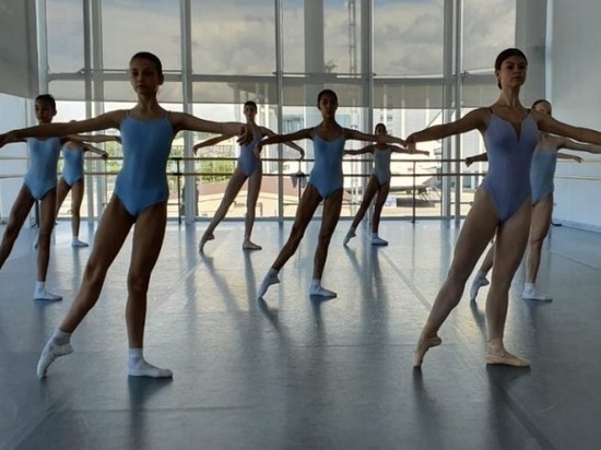  Будущие астраханские артисты балета проходят обучение в образовательном центре «Сириус»