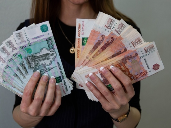 Жители Новосибирска назвали сумму желаемой выплаты от государства