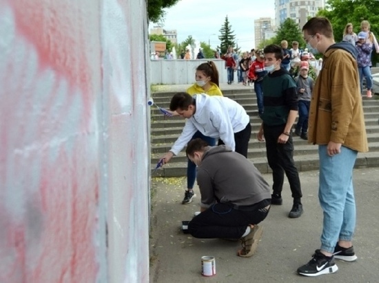 В Иванове молодежь борется с уличным вандализмом