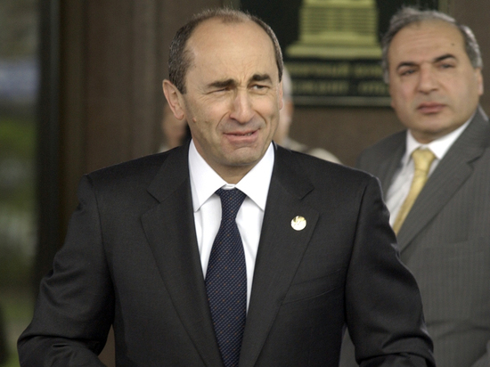 Кочарян не исключил столкновений в Армении после выборов