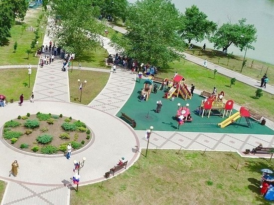 В Баксане открылся обустроенный за 85 миллионов рублей парк