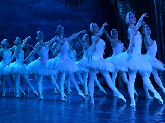 Moscow State Ballet показал в Калужской области "Лебединое озеро"