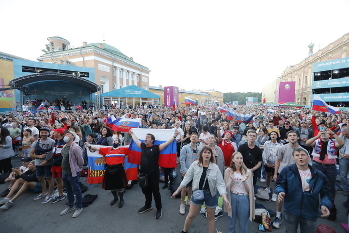 На сколько отменили массовые мероприятия в москве