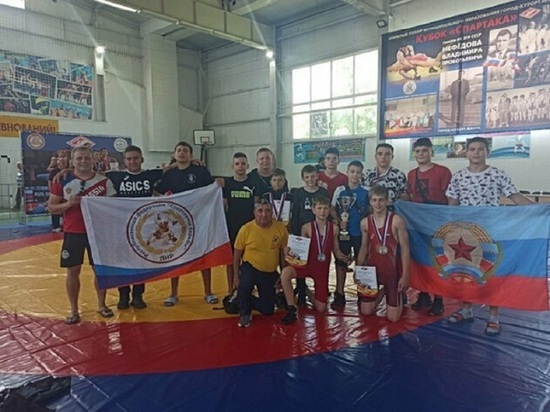 Луганские борцы стали призерами российского турнира