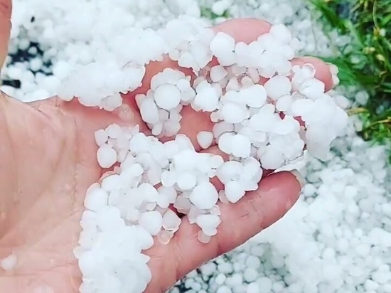 Мощный град обрушился на Кузбасс