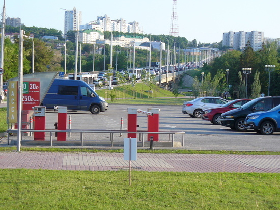В Белгороде на всех платных парковках планируют поставить камеры в течение месяца