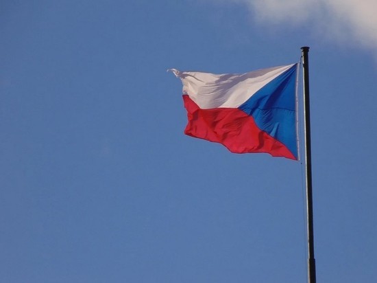 Премьер Чехии призвал наладить отношения с Россией