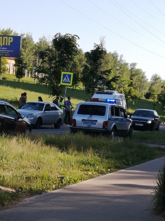 В Смоленске возле Соловьиной Рощи сбили ребенка на велосипеде