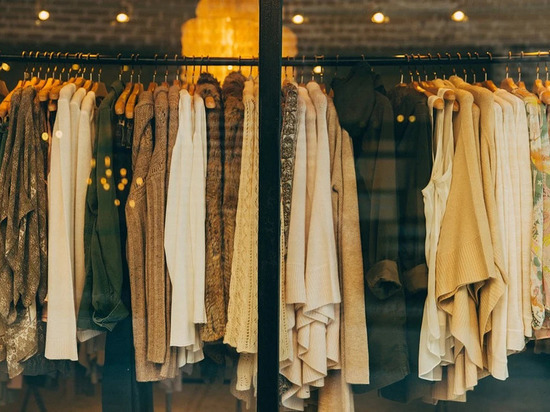 Жительница Смоленска «купила» у мошенников одежду на 156 тысяч рублей