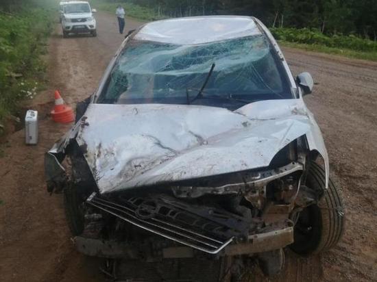 В Кировской области перевернулся автомобиль. Трое пострадавших