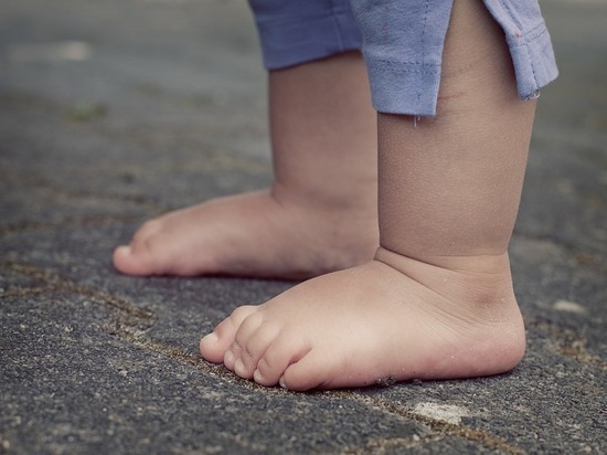 В Магнитогорске ребенок получил 15% ожогов ног из-за загоревшейся шторы