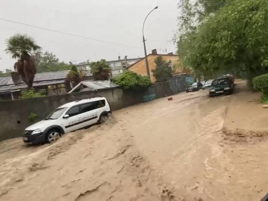 В Ялте после потопа объявили эвакуацию жителей