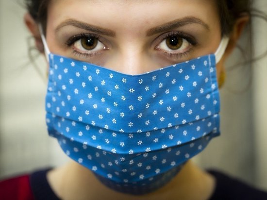 Коронавирус: мероприятия ограничили, без справки не пустят в поликлиники Карелии