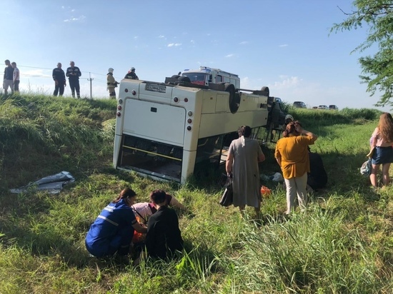 При ДТП с автобусом на Кубани пострадали 7 человек