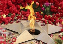 Общероссийская акция «Минута молчания» проводится 22 июня в День памяти и скорби в 12
