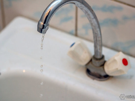 В Кемерове досрочно дали горячую воду для части жителей