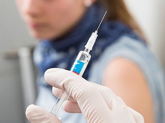 В Омской области работодателям рекомендовано усилить вакцинацию сотрудников от COVID-19