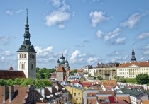 Власти Эстонии сняли запрет на въезд в республику для граждан РФ, при наличии у них документов о прохождении вакцинации от COVID-19