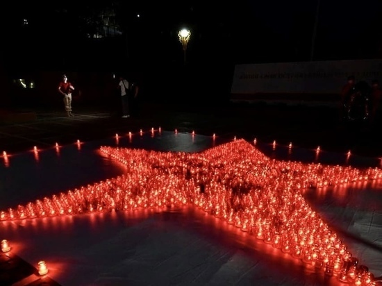 В Калмыкии прошла патриотическая акция "Свеча памяти"