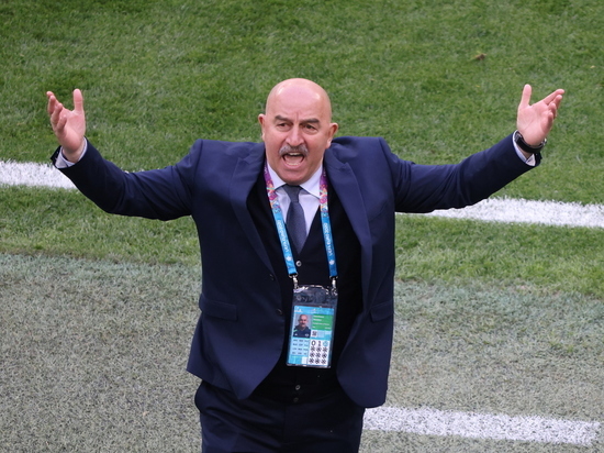 &laquo;Надо задуматься о смене тренера&raquo;: Булыкин оценил провал сборной России