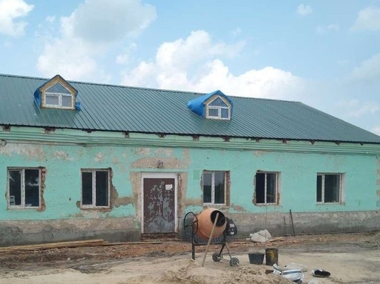 Масштабный ремонт дома культуры в амурской Новоалексеевке завершится в сентябре