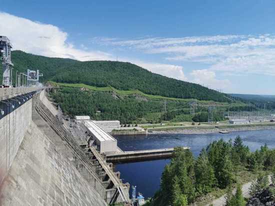 Зейская ГЭС удерживает сильнейший паводок