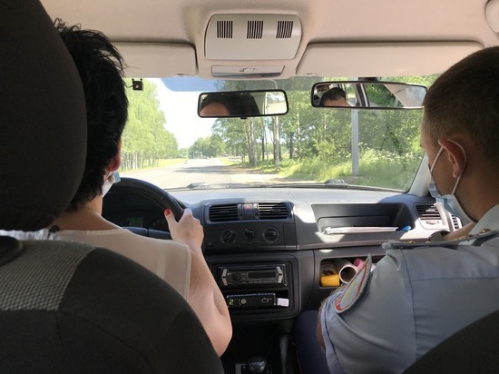 Костромские автомобилисты сдают экзамены на водительские права по новым нормам