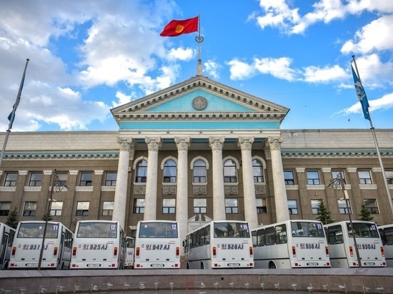 В Бишкеке на линию выехали 50 новых автобусов с бесплатным проездом
