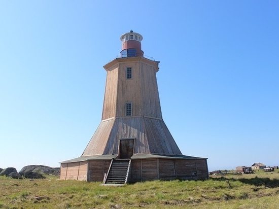 Заполярный Святоносский маяк вошел в список объектов культурного наследия России