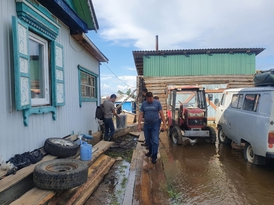Пострадавшим от паводков забайкальцам выплатят по 10 тыс рублей
