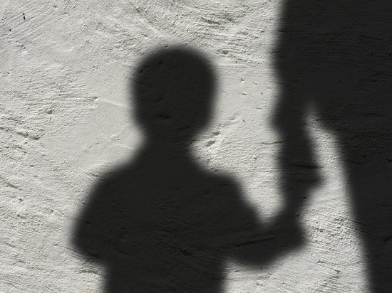 В Чите разыскивают подозреваемого в сексуальном насилии над двумя мальчиками