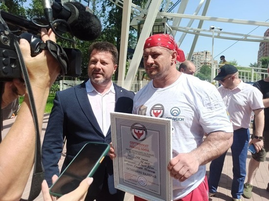 Кузбассовец установил новый мировой рекорд, прокрутив колесо обозрения