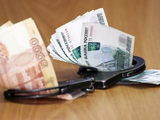 В Башкирии судебный пристав присвоил деньги водителя, уплатившего штраф
