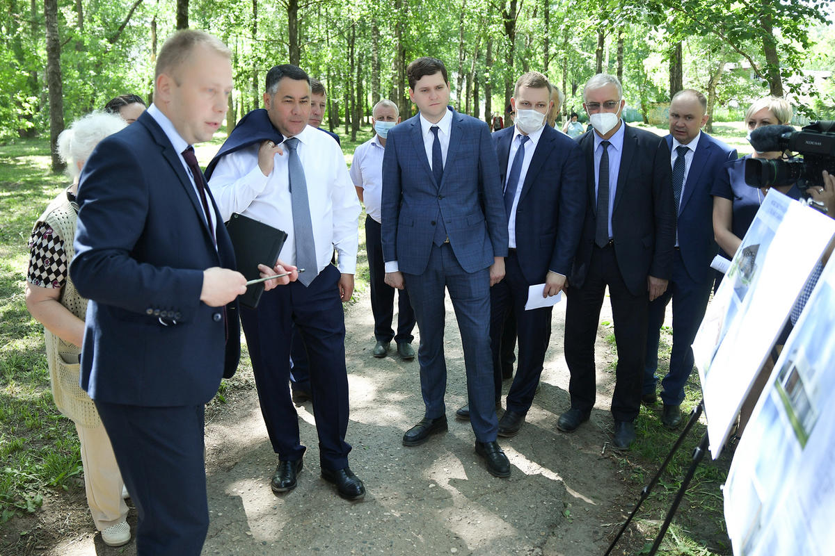 В Бежецк с рабочим визитом: где побывал губернатор, когда приехал в  муниципалитет - МК Тверь