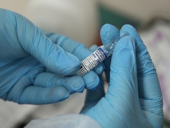 Почти половина краснодарских педагогов вакцинировались или записались на прививку