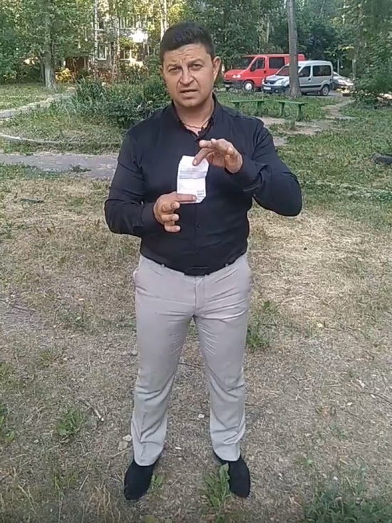 В Ярославле известного ведущего задержали за отсутствие маски на лице