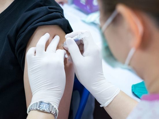 В Петербурге поставили новый суточный рекорд вакцинации