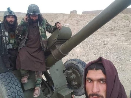 Все оружие афганской провинции Майдан-Вардак перешло талибам