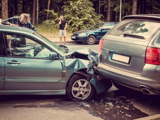 В выходные в Петербурге и Ленобласти произошло более тысячи аварий