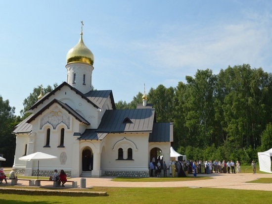 В Рязанской области освятили храм Петра и Февронии Муромских