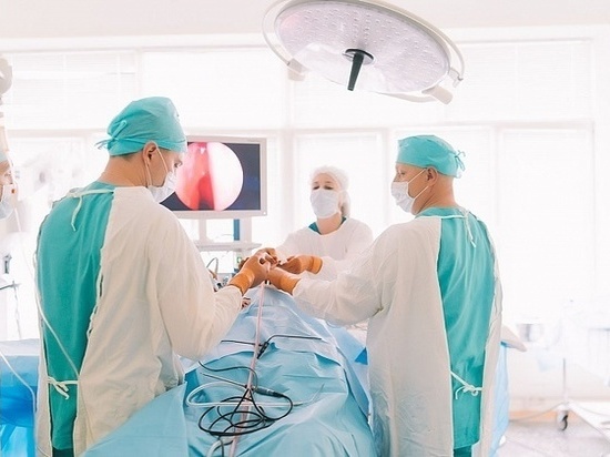 В Кирове врачи удалили аденому гипофиза без единого разреза