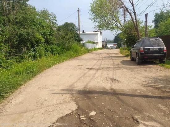 В Рязани начали ремонтировать дорогу в поселке Никуличи