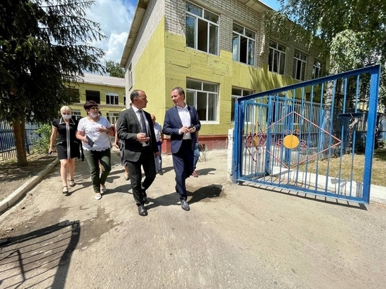 Вячеслав Гладков оценил ход ремонта детского сада в Шебекино