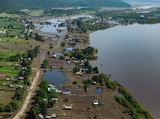 750 жилых домов в Приамурье все еще находятся во власти паводка